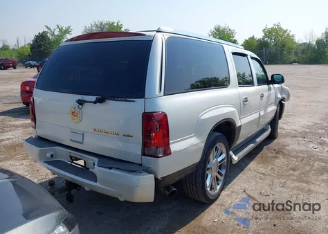 2003 Cadillac Escalade Esv Standard из США, поврежденный, VIN 3GYFK66N43G281725